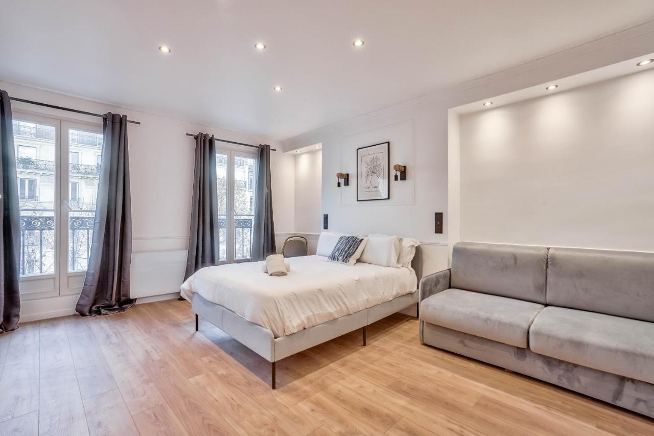 102 - Urban Opera Picasso * Parigi