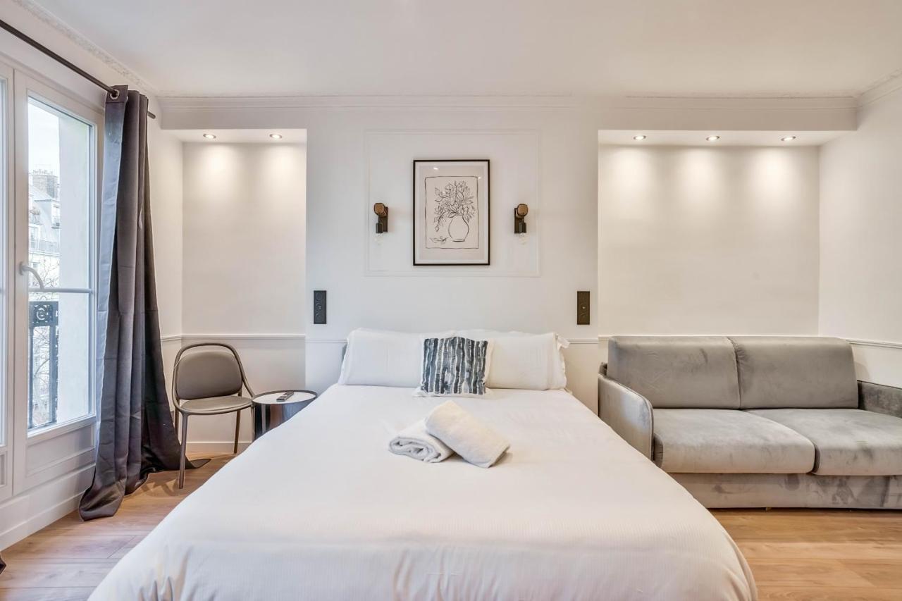 102 - Urban Opera Picasso * Parigi