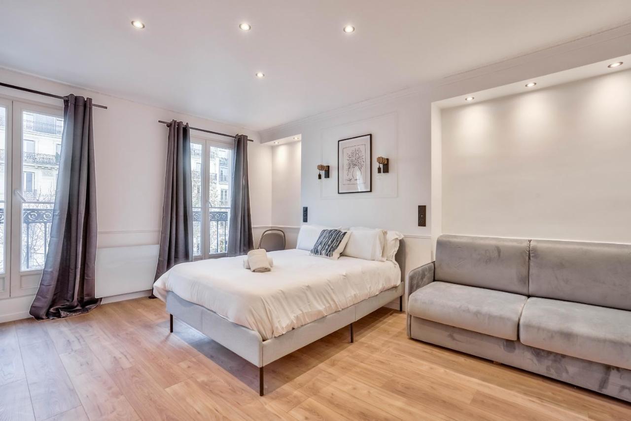 102 - Urban Opera Picasso Parigi